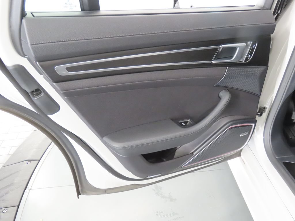 Certified 2023 Porsche Panamera RWD image 44