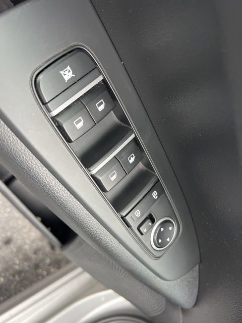 Certified 2024 Kia Forte LXS image 27