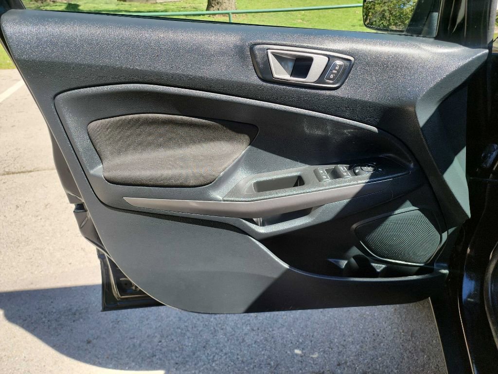 Used 2020 Ford EcoSport SE image 12