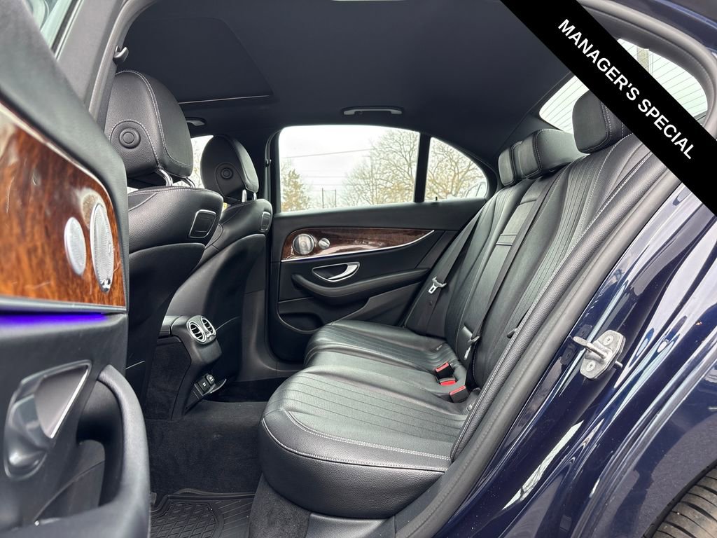 Used 2018 Mercedes-Benz E 300 4MATIC image 16