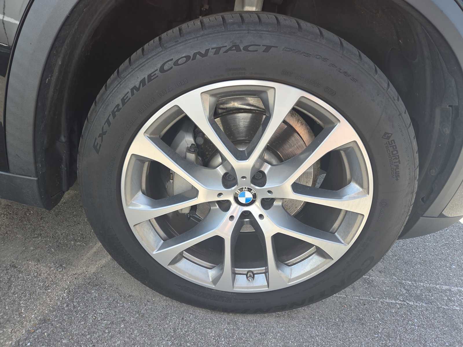 Used 2020 BMW X5 xDrive40i w/ Convenience Package image 2