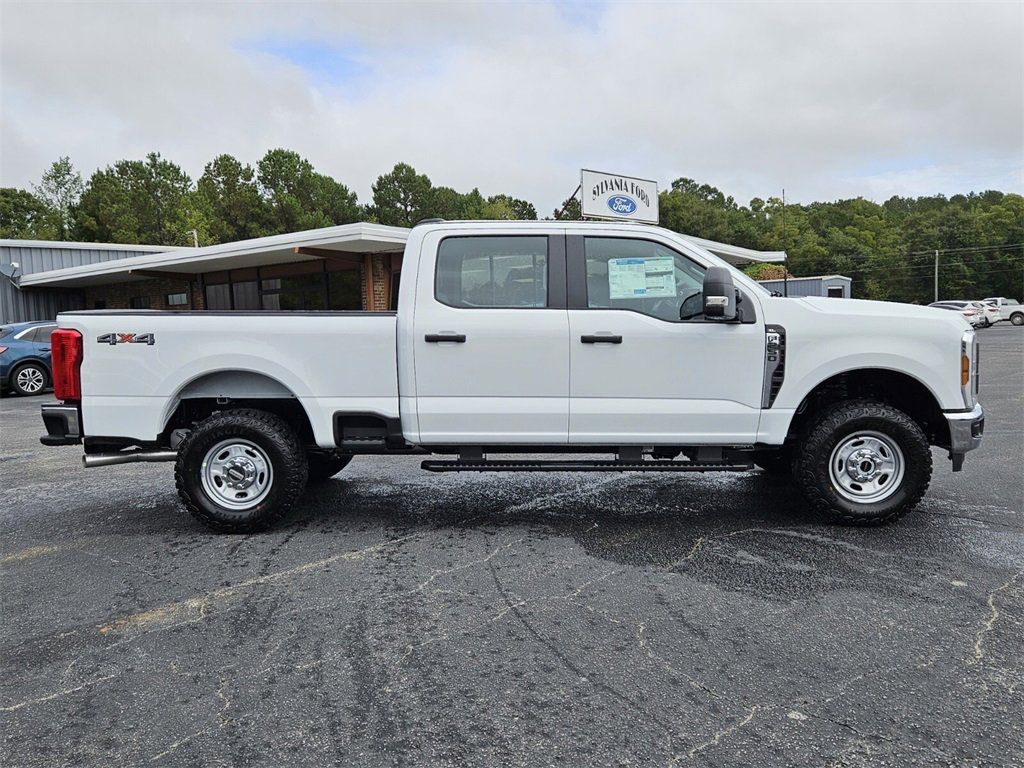New 2026 Ford F250 4x4 Crew Cab Super Duty image 13