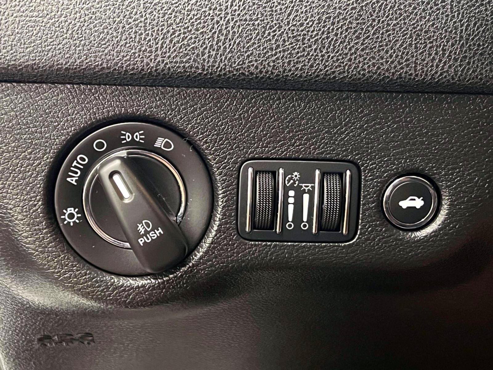 Used 2023 Chrysler 300 S w/ Safetytec Plus Group RWD image 18