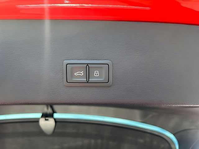 Used 2021 Audi e-tron Prestige w/ Prestige Package AWD/4WD image 18