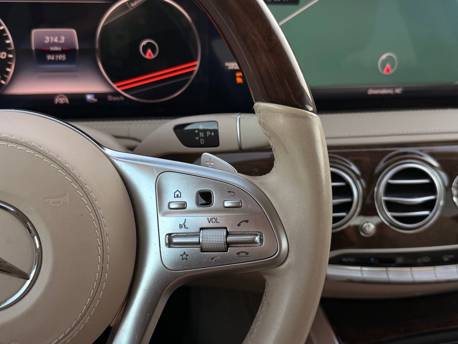 Used 2018 Mercedes-Benz S 560 4MATIC Sedan image 28