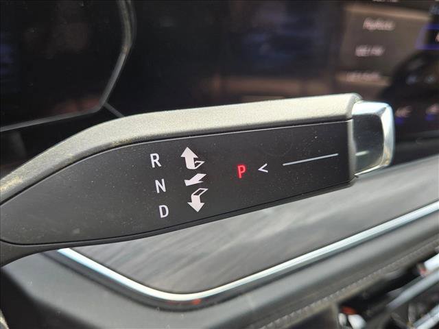 Used 2025 Chevrolet Tahoe LT image 15