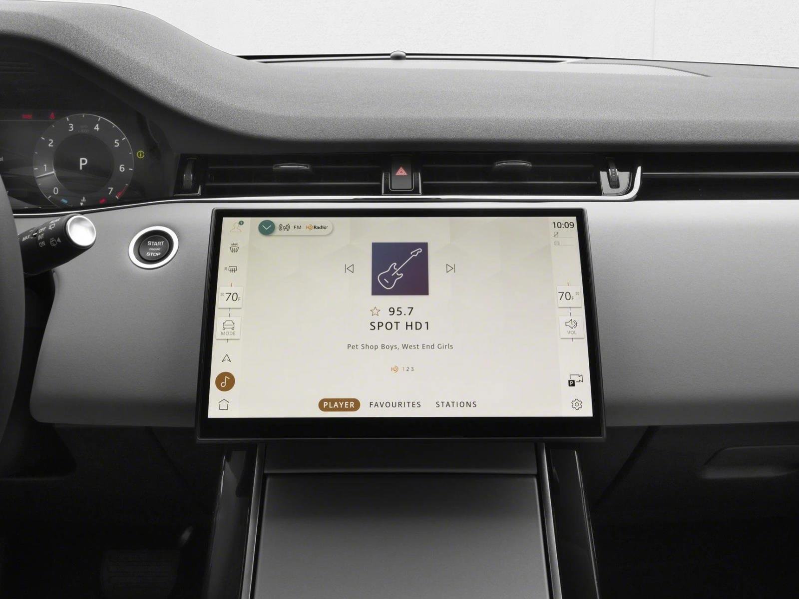 New 2025 Land Rover Range Rover Evoque S AWD/4WD image 7