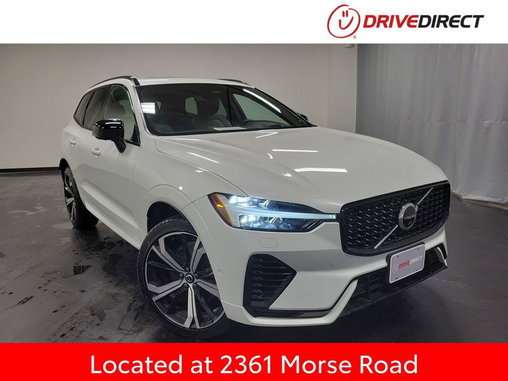 Used 2022 Volvo XC60 T8 R-Design w/ Advanced Package image 1