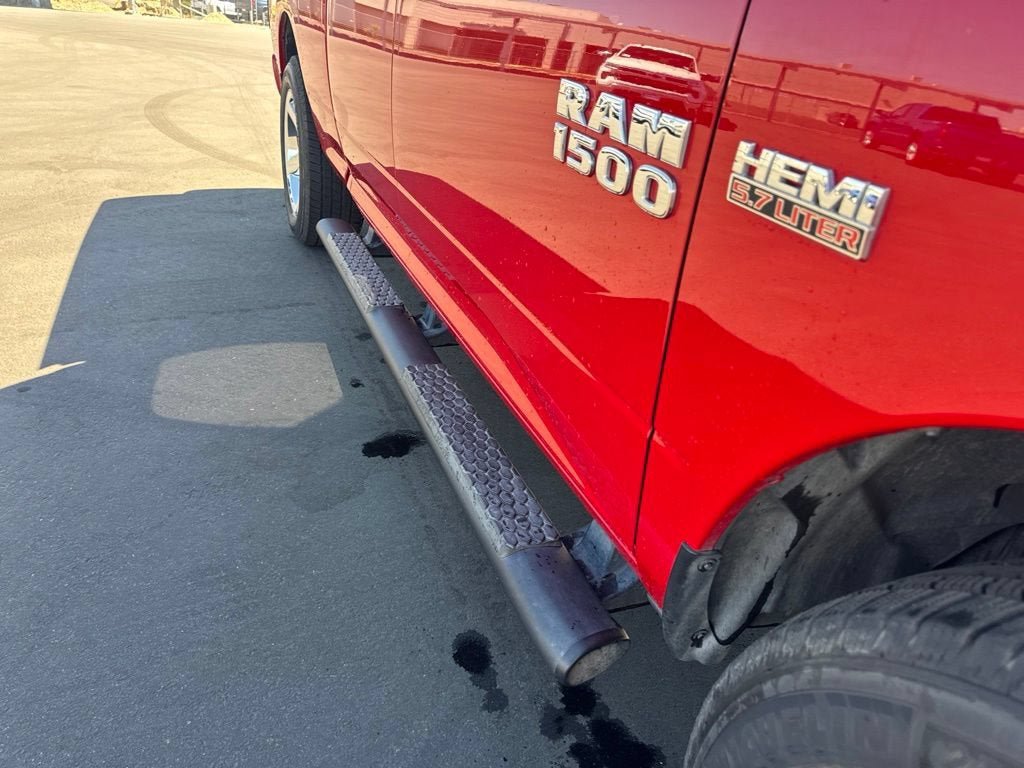 Used 2018 RAM 1500 Express RWD image 24