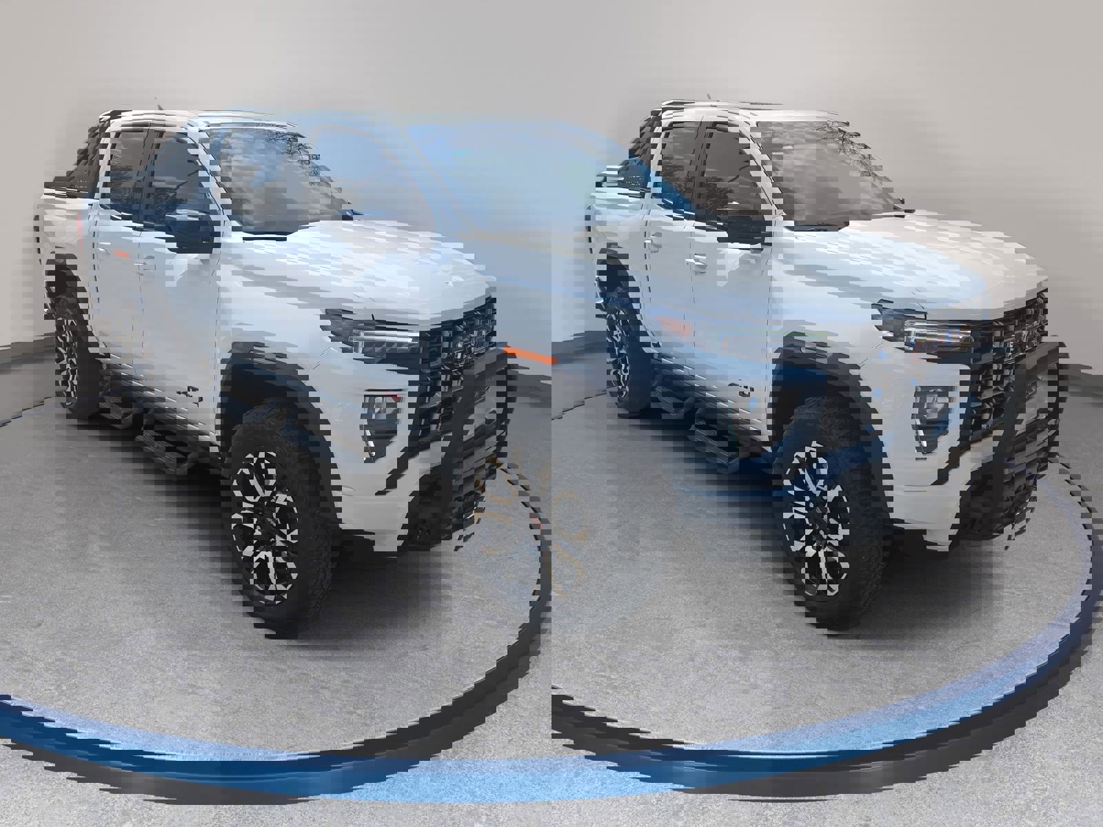 Used 2025 GMC Canyon AT4 w/ Nightfall Edition image 3