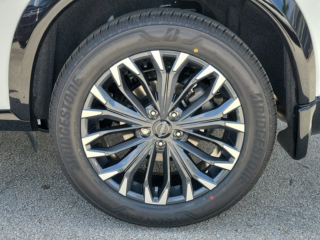 New 2026 Nissan Rogue Platinum AWD/4WD image 10