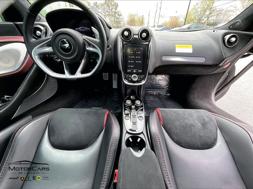 Used 2025 McLaren GTS image 13