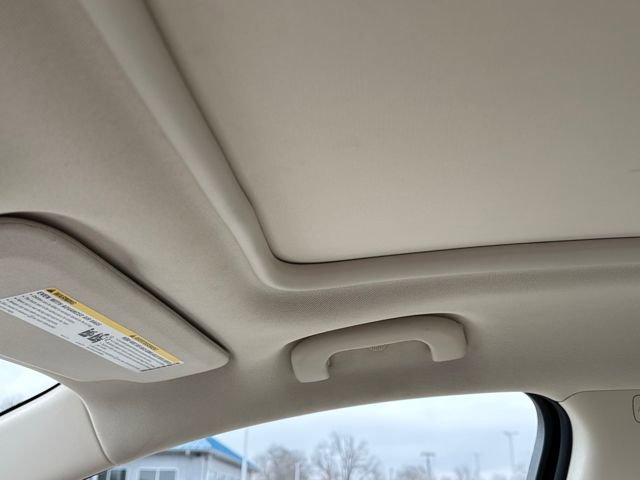 Used 2024 Chevrolet Malibu LT image 14