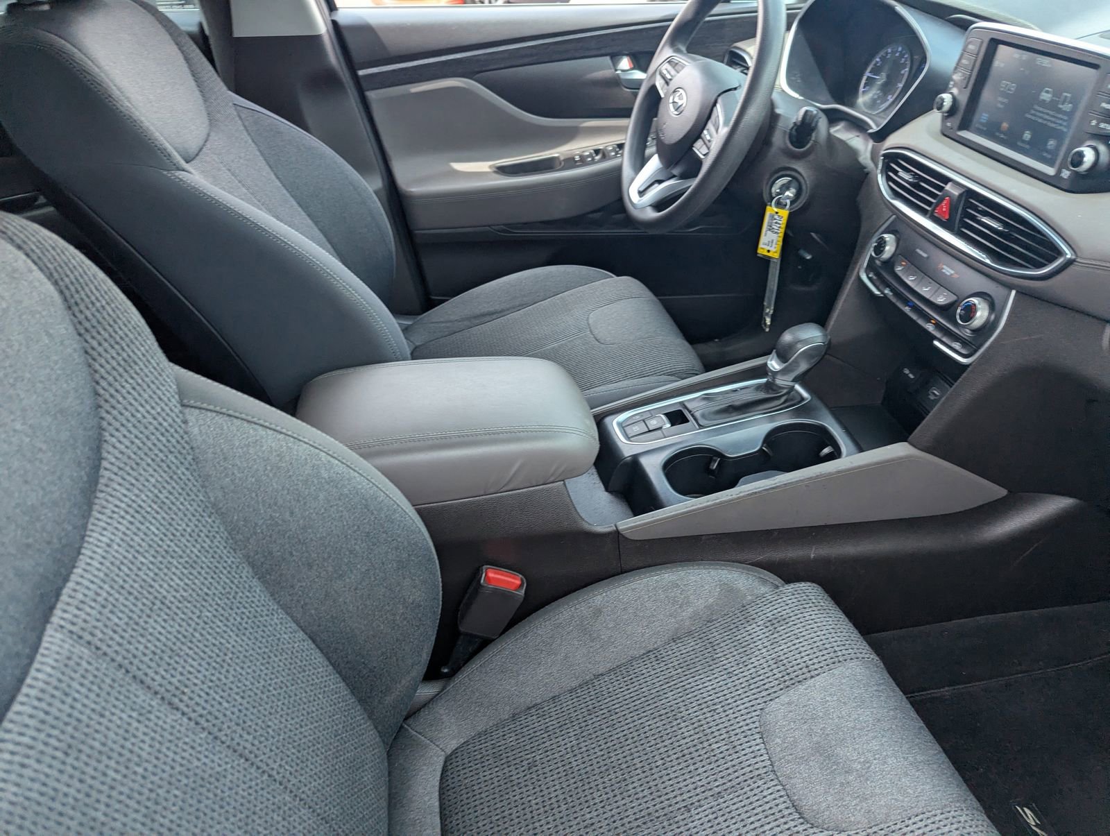 Used 2019 Hyundai Santa Fe SE FWD image 11