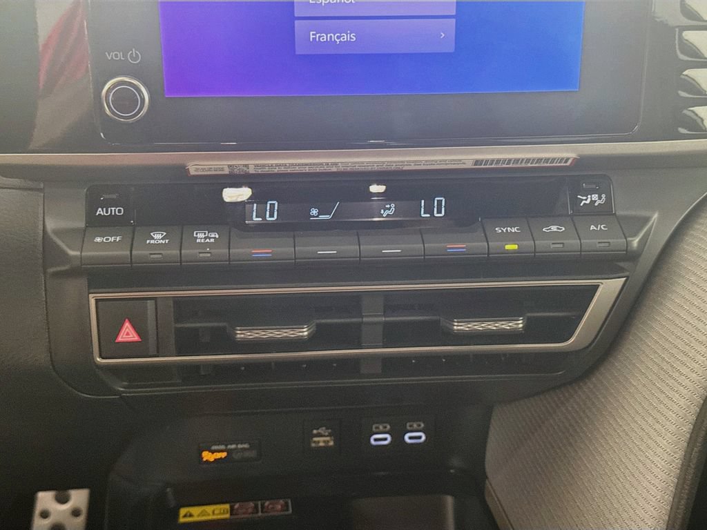 Used 2026 Toyota Camry SE FWD image 16