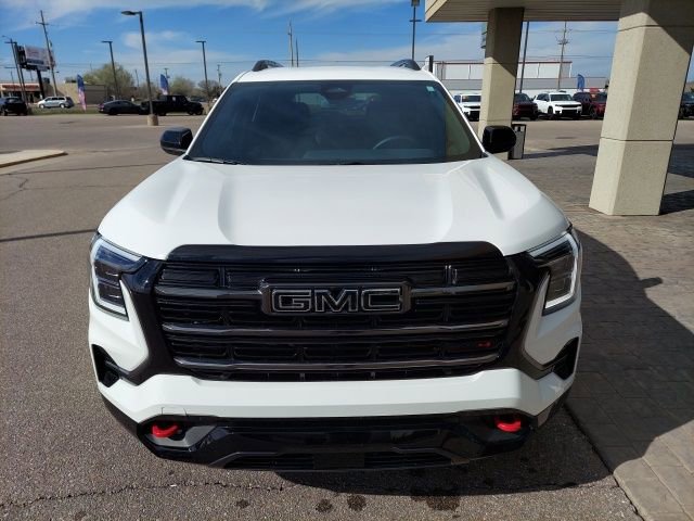 Used 2026 GMC Terrain AT4 w/ LPO, Black Badging Package AWD/4WD image 3