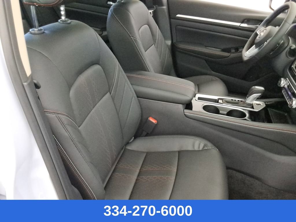 New 2025 Nissan Altima 2.5 SR w/ SR Premium Package image 16
