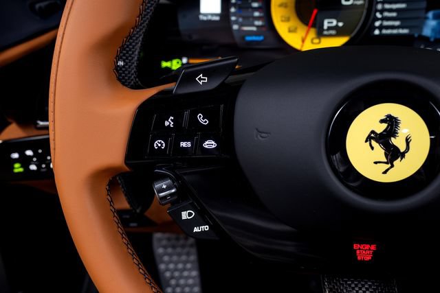 Used 2026 Ferrari Roma Spider RWD image 39