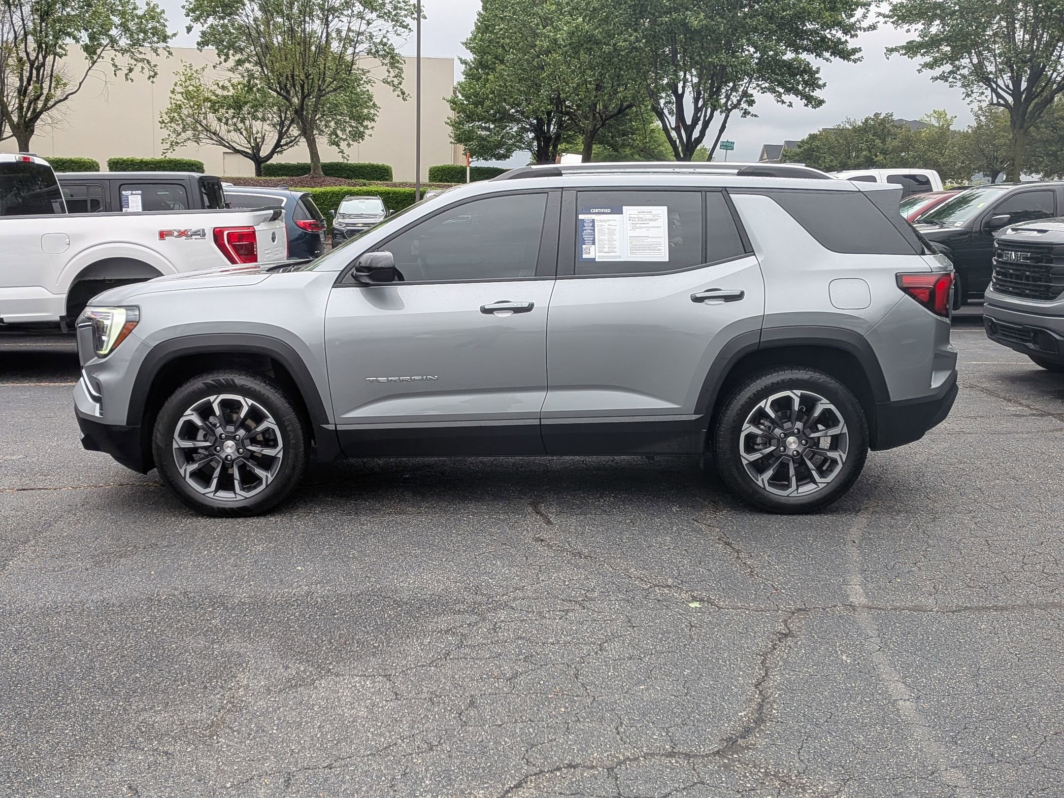 Certified 2025 GMC Terrain Elevation w/ Elevation Premium Package AWD/4WD image 6