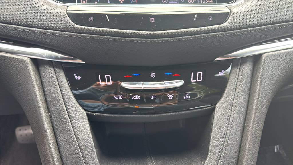 Used 2021 Cadillac XT6 Luxury FWD image 25