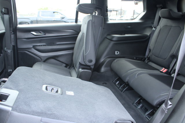 Used 2025 Jeep Grand Cherokee L Laredo w/ Luxury Tech Group I AWD/4WD image 28