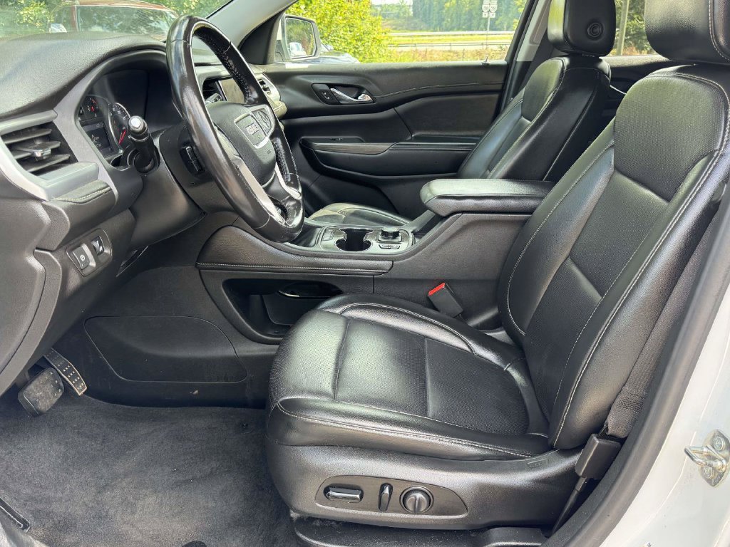Used 2021 GMC Acadia SLT FWD image 22