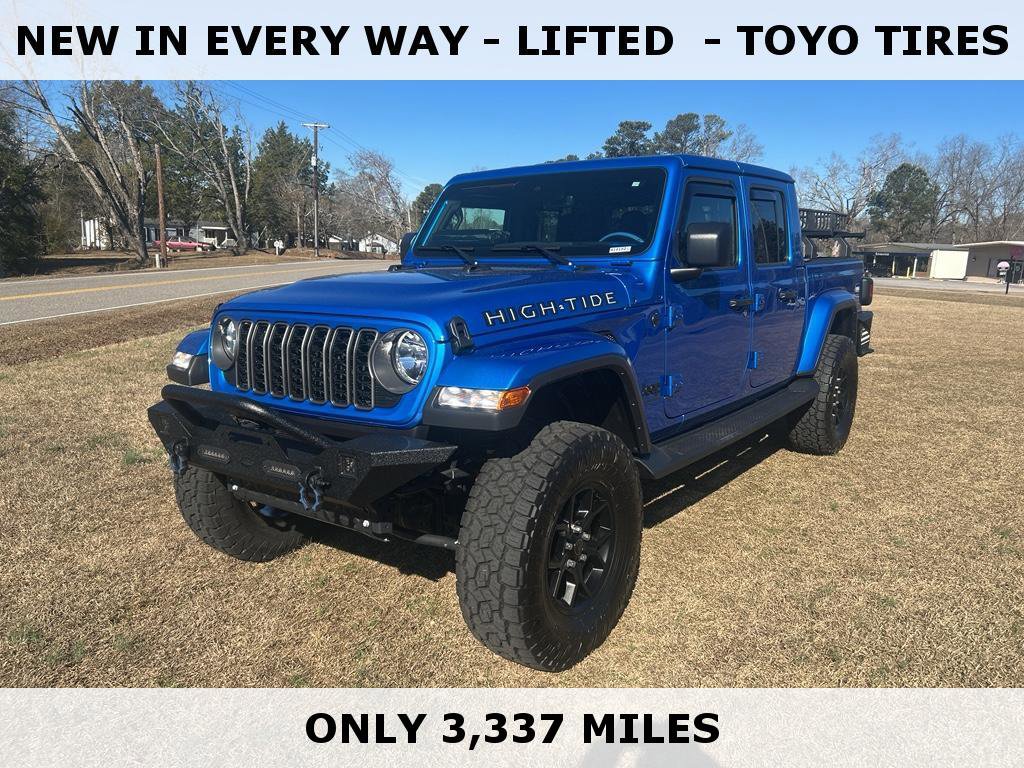 Used 2025 Jeep Gladiator Sport video 2