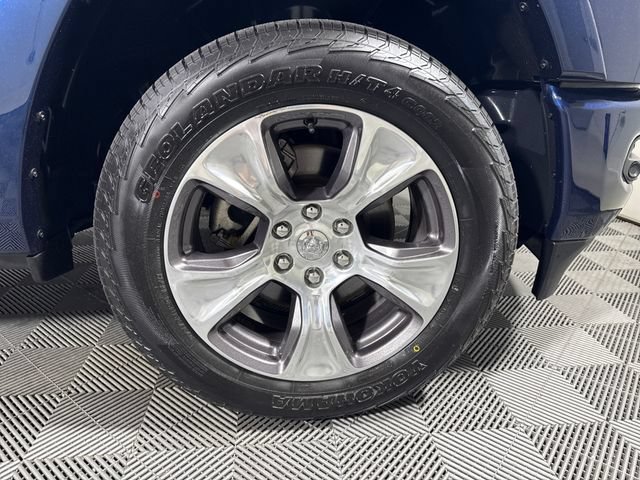 Used 2021 RAM 1500 Laramie w/ Sport Appearance Package AWD/4WD image 11