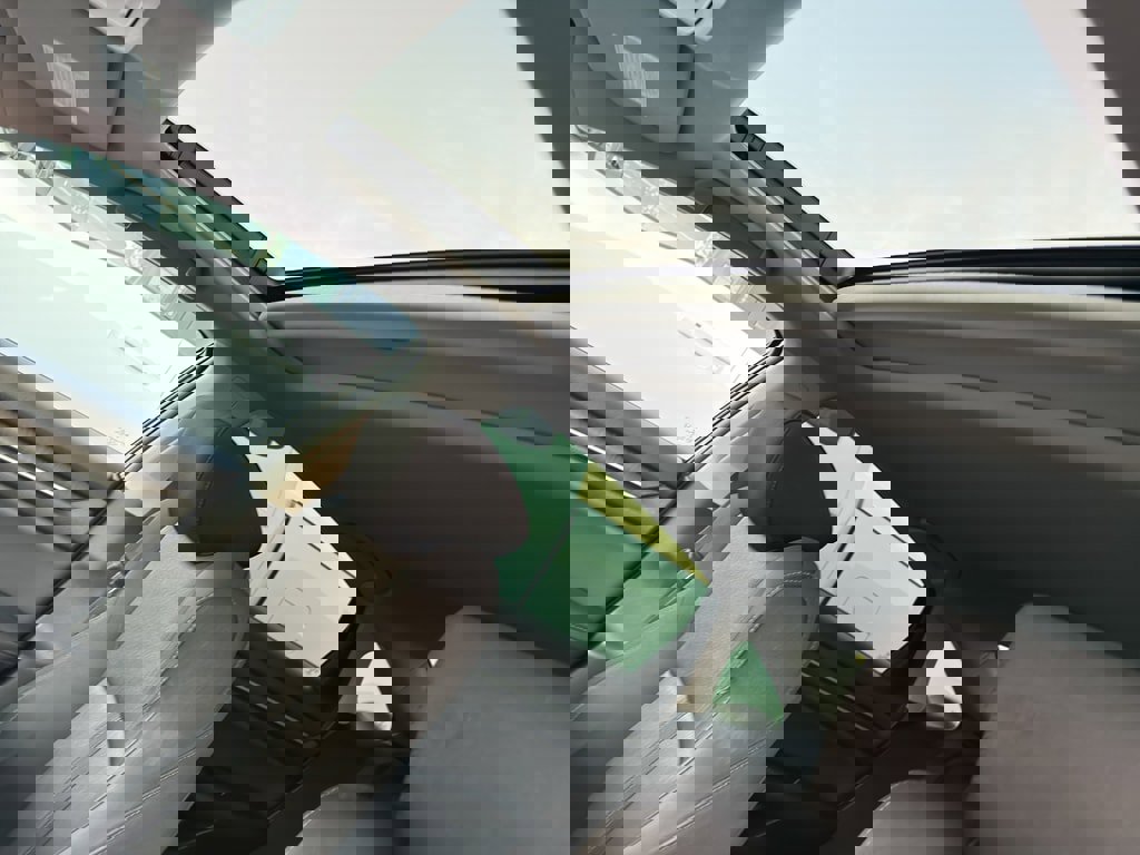 Used 2021 Honda Accord EX image 25