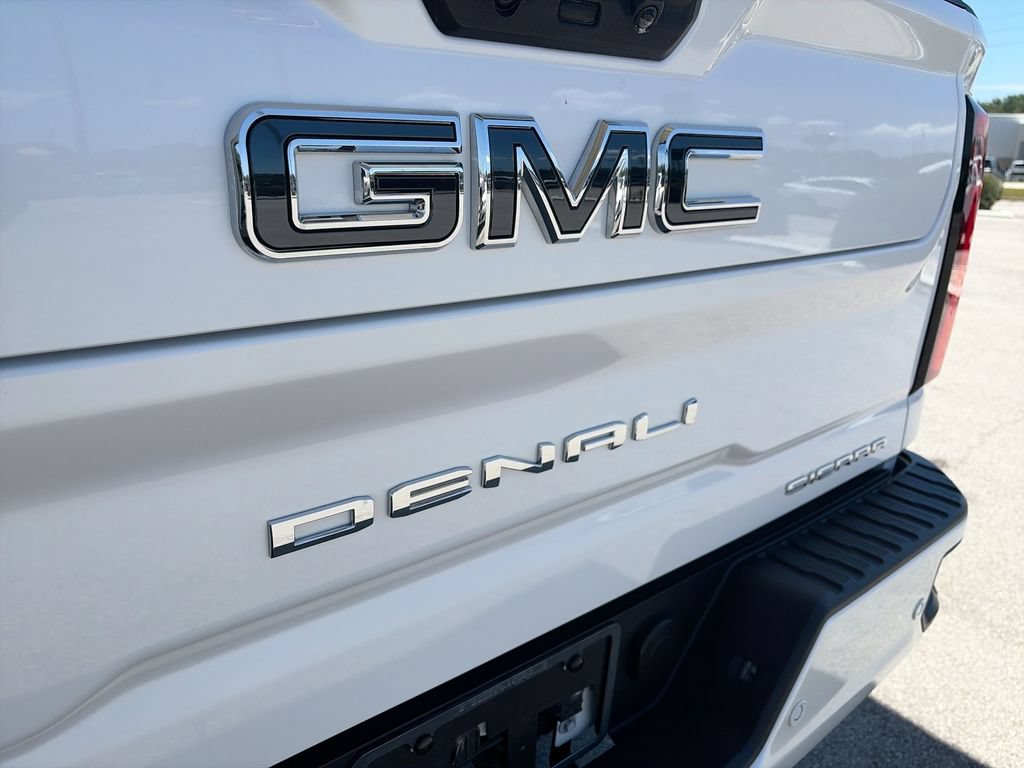 Used 2024 GMC Sierra 2500 Denali Ultimate AWD/4WD image 36