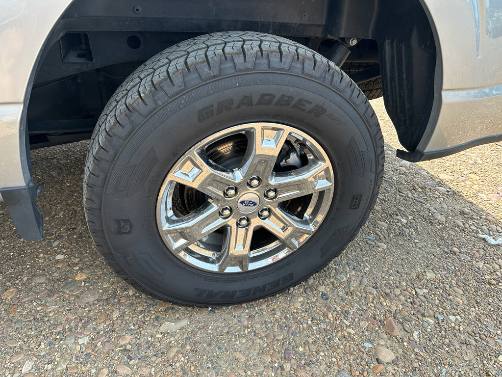 Used 2023 Ford F150 XLT w/ Equipment Group 302A High image 14