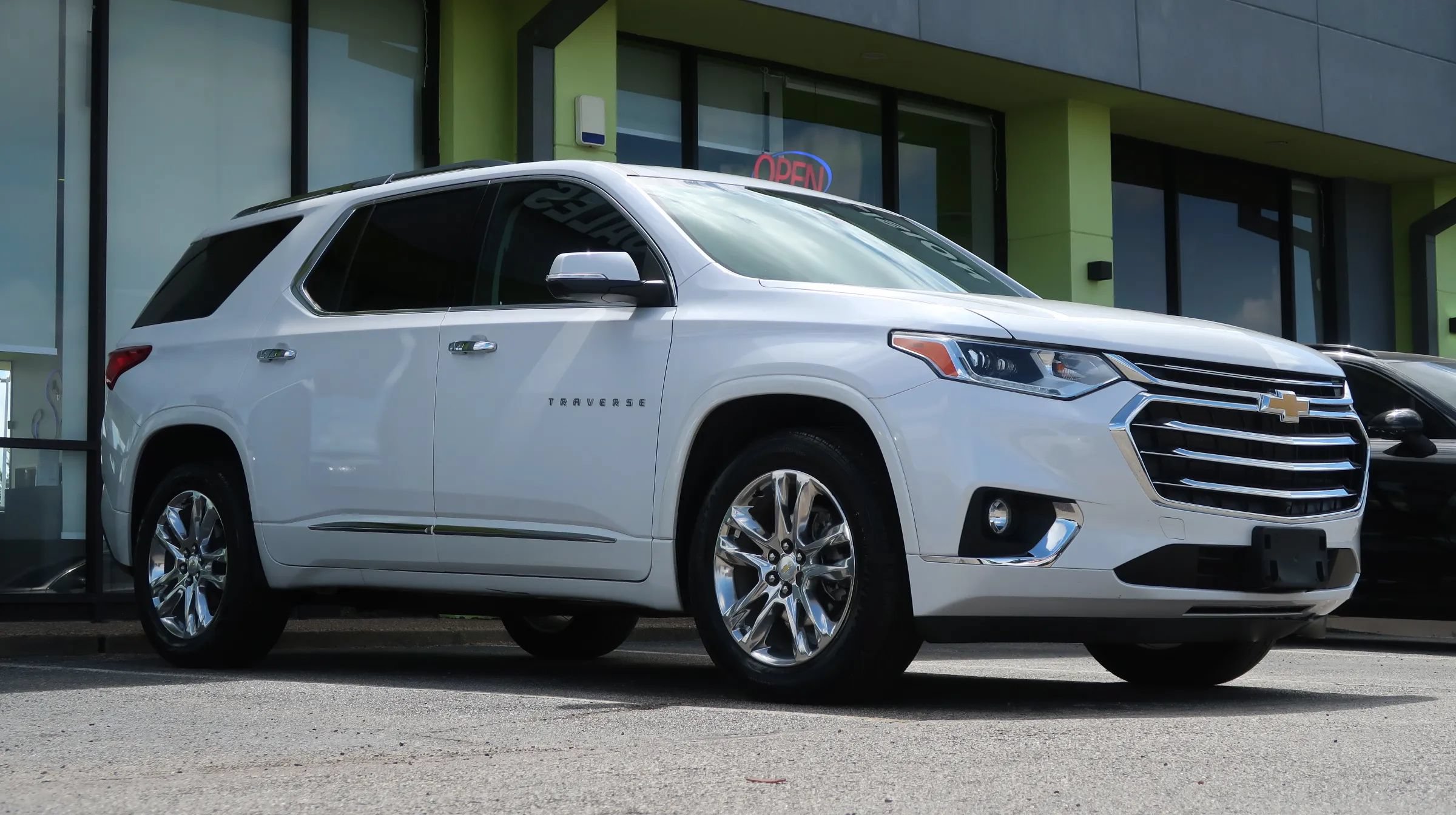 Used 2021 Chevrolet Traverse High Country FWD image 7