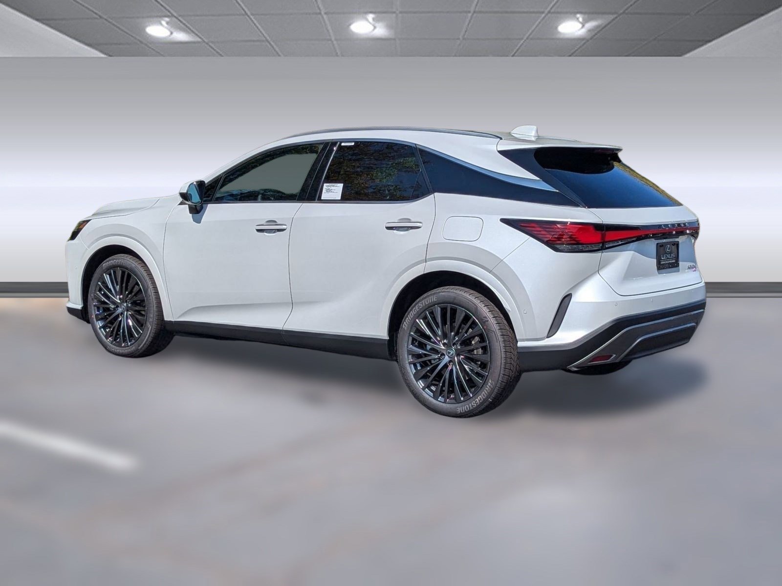 New 2025 Lexus RX 350 AWD image 3