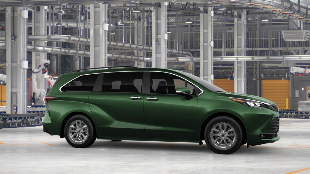 New 2026 Toyota Sienna XLE AWD/4WD image 13