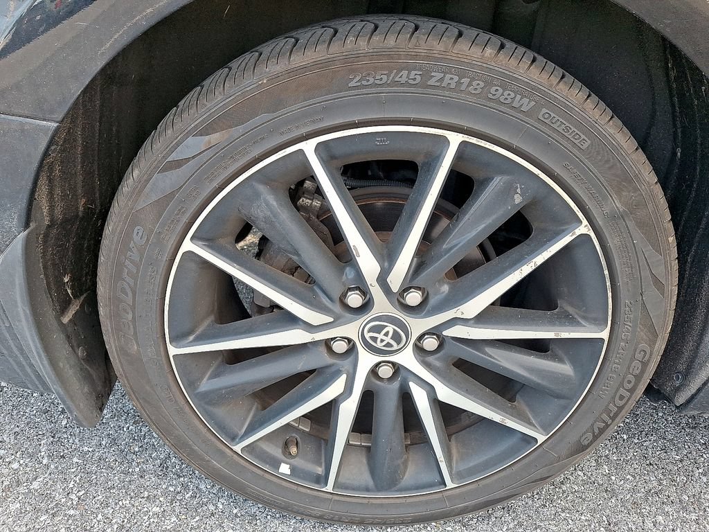 Used 2024 Toyota Camry SE AWD/4WD image 9