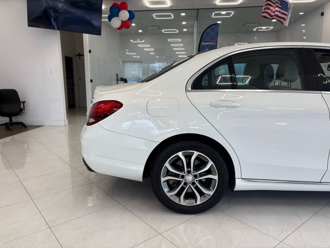 Used 2016 Mercedes-Benz C 300 4MATIC Sedan image 8