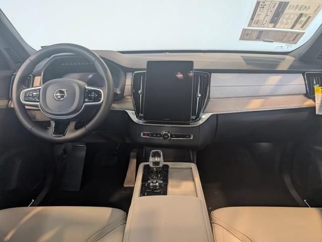 New 2026 Volvo XC90 B5 Core AWD/4WD image 13