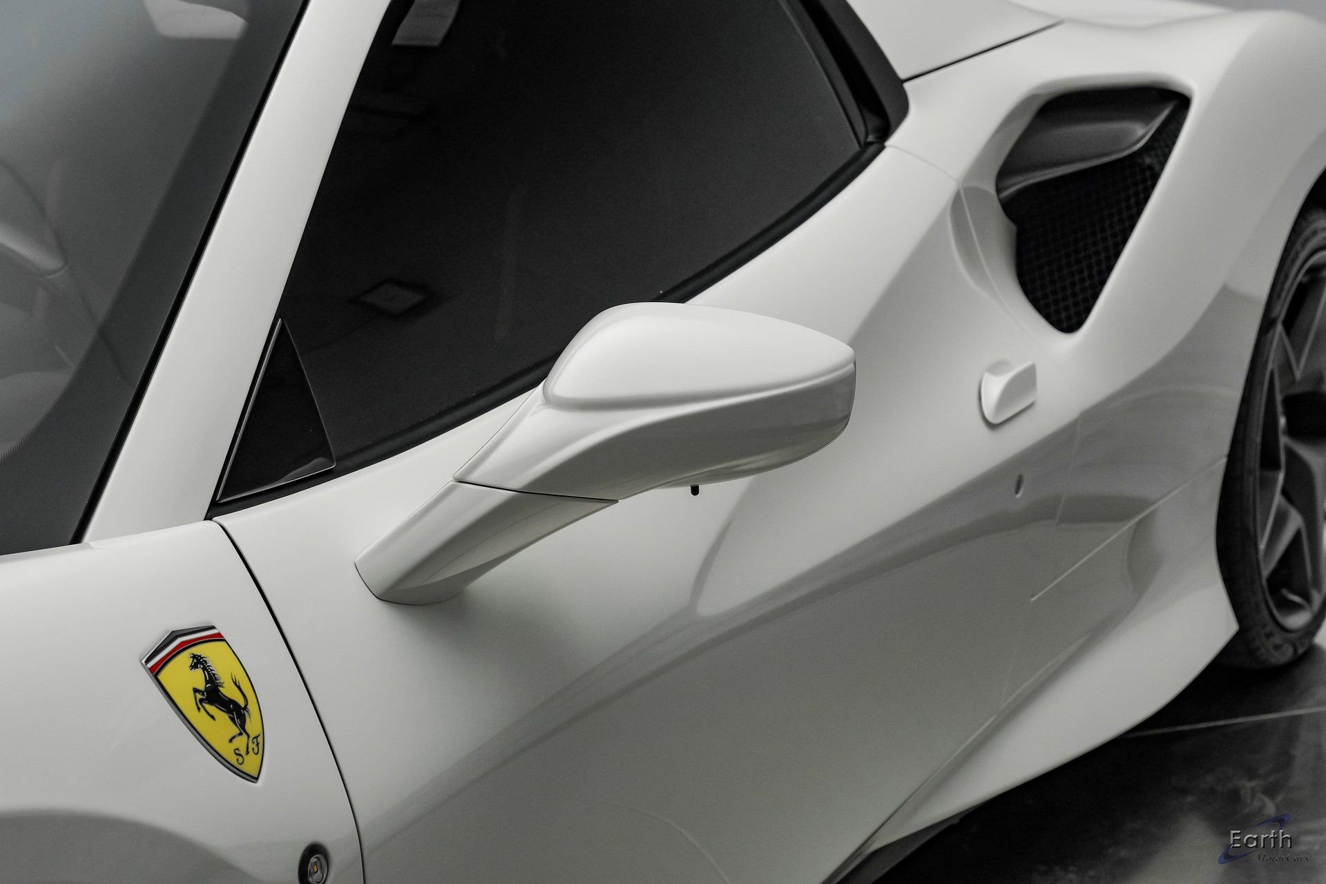 Used 2022 Ferrari F8 Tributo image 46