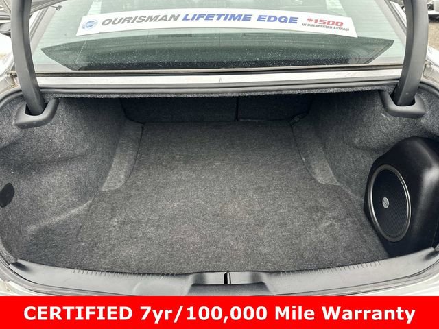 Certified 2023 Chrysler 300 S image 13