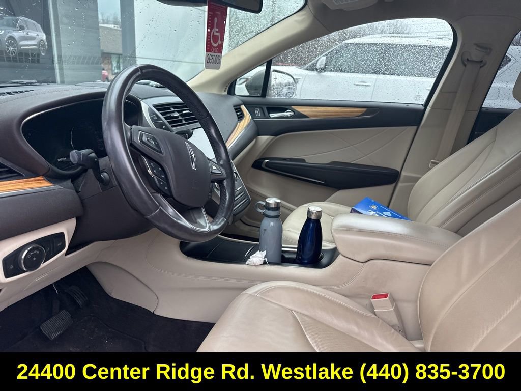 Used 2016 Lincoln MKC Select w/ Select Plus Package AWD/4WD image 9