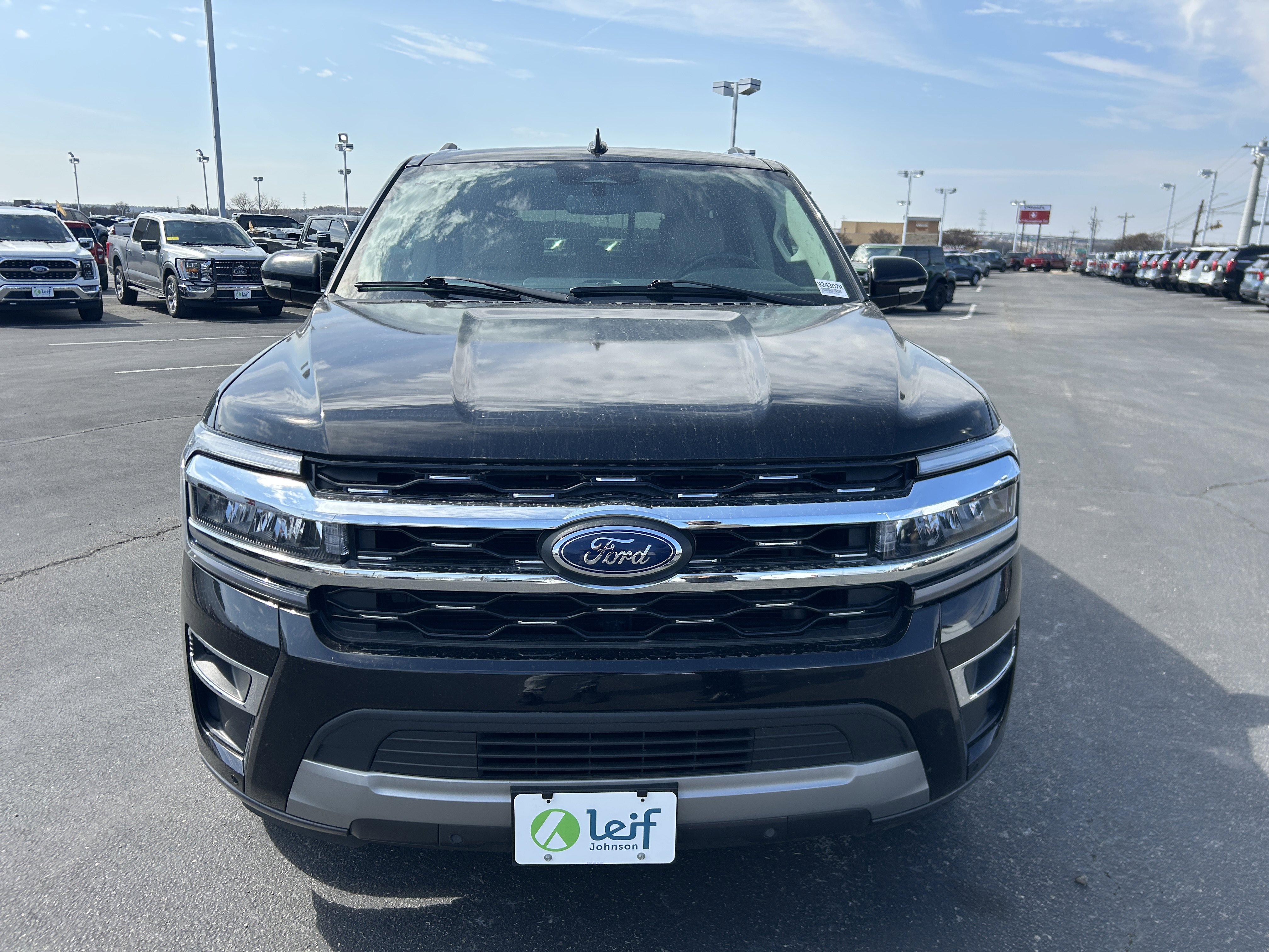 Certified 2024 Ford Expedition Limited image 2