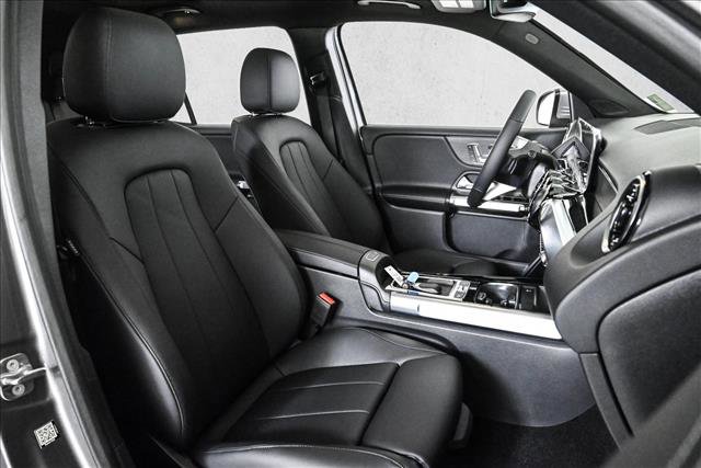 New 2026 Mercedes-Benz GLB 250 4MATIC image 23