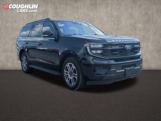 Used 2025 Ford Expedition Active