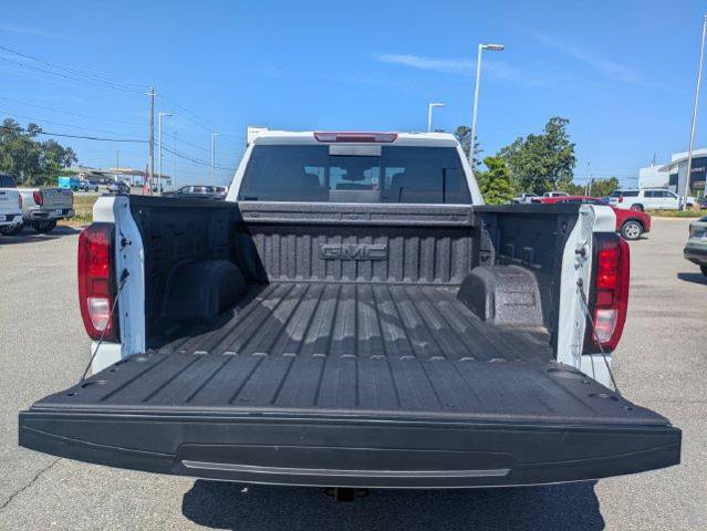 New 2026 GMC Sierra 1500 SLE w/ Preferred Package RWD image 15