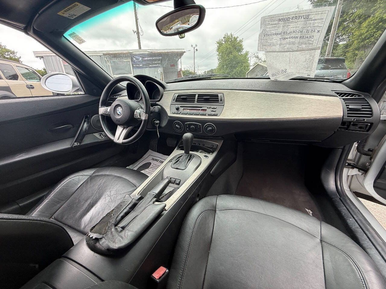 Used 2004 BMW Z4 2.5i RWD image 10