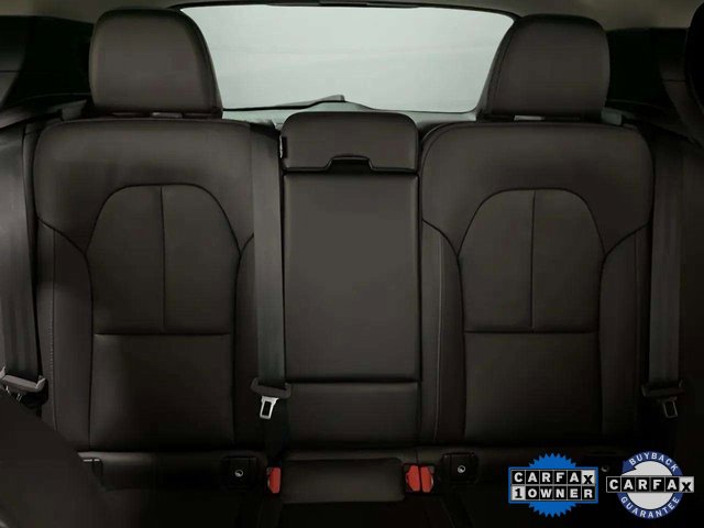 Used 2025 Volvo XC40 B5 Plus image 76