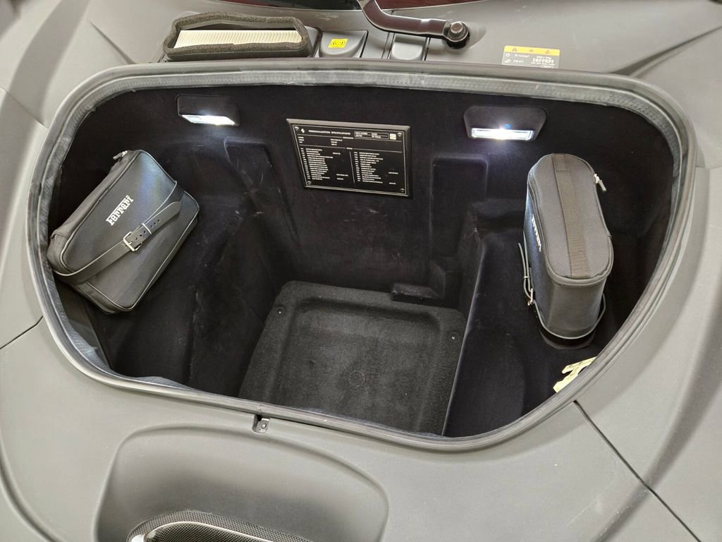 Used 2020 Ferrari F8 Tributo RWD image 25