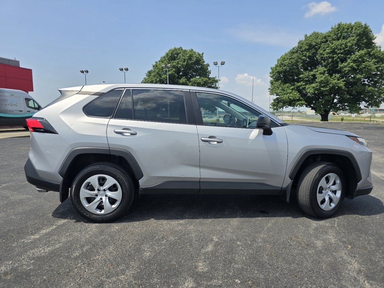 Certified 2023 Toyota RAV4 LE AWD/4WD image 14