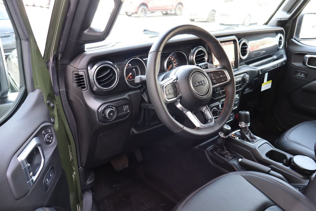 Used 2023 Jeep Wrangler Unlimited Rubicon 392 w/ Trailer Tow Package AWD/4WD image 4