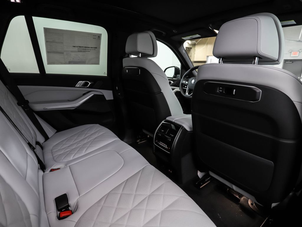 New 2026 BMW X5 xDrive50e w/ Climate Comfort Package image 26